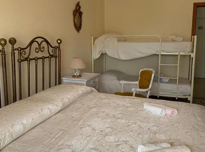 Casa Franca Couette-café Postiglione